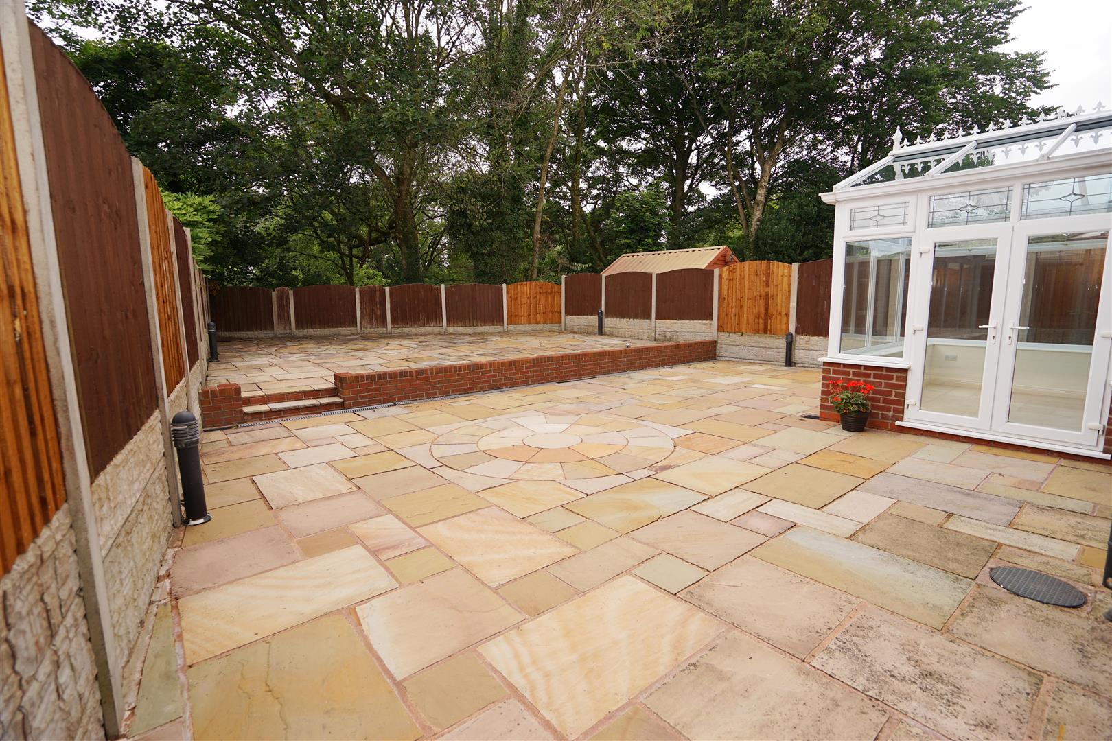 Property in Lever Park Avenue, Horwich, Bolton, Lancashire, BL6 7LF