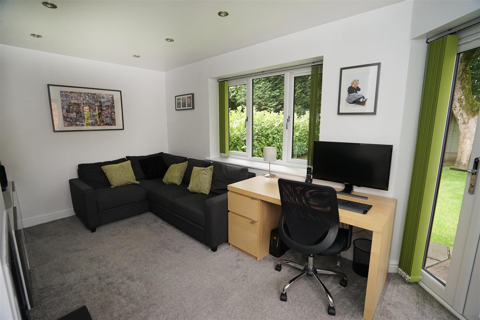 Property in Avonhead Close, Horwich, Bolton, Lancashire, BL6 5QD