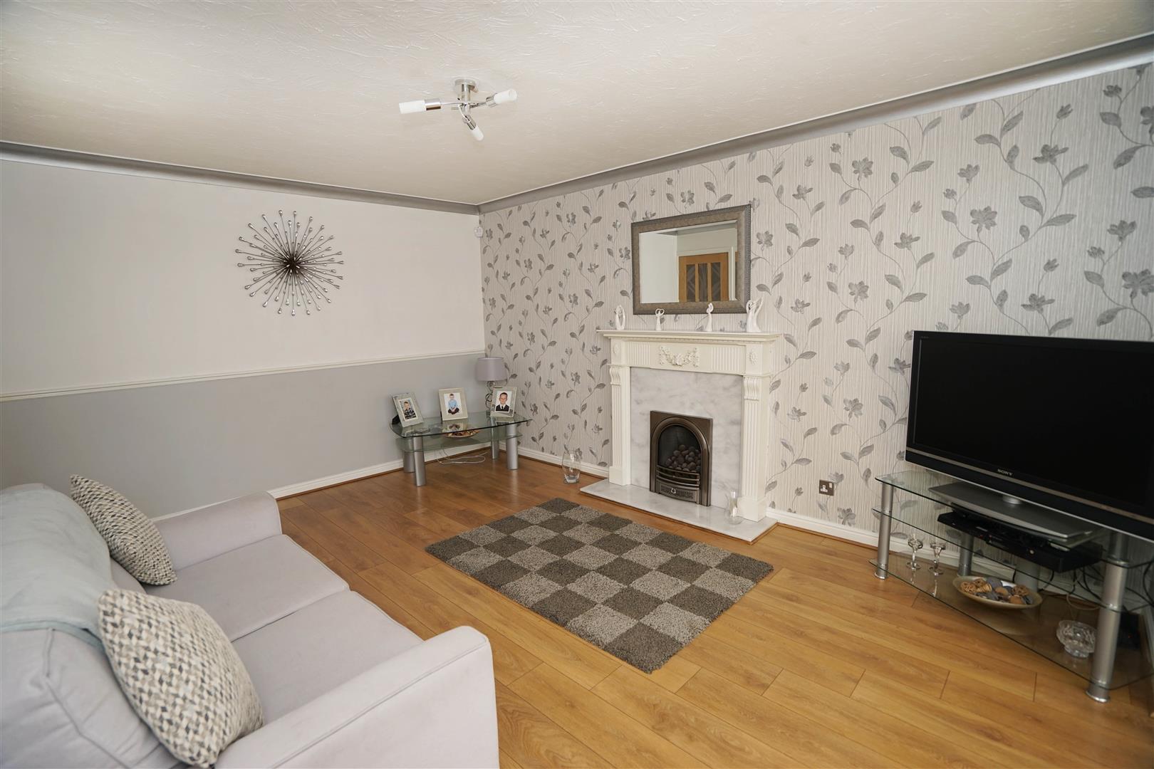 Property in Rotherhead Close, Horwich, Bolton, Lancashire, BL6 5UG