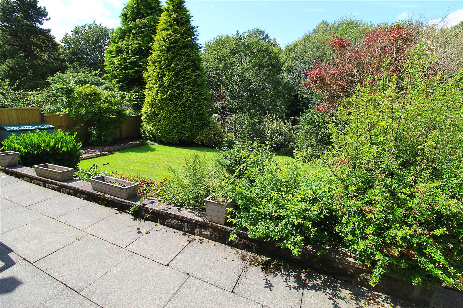 Property in Lever Park Avenue, Horwich, Bolton, Lancashire, BL6 7LQ
