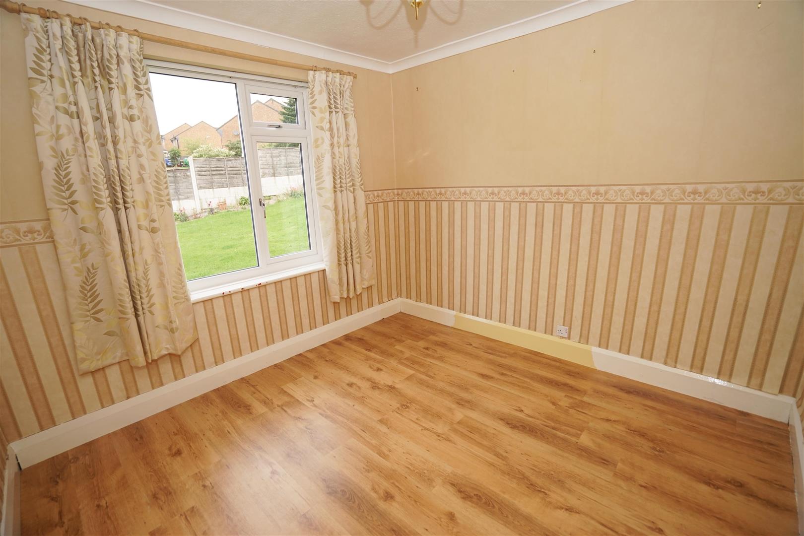 Property in Ainsworth Avenue, Horwich, Bolton, Lancashire, BL6 6NL