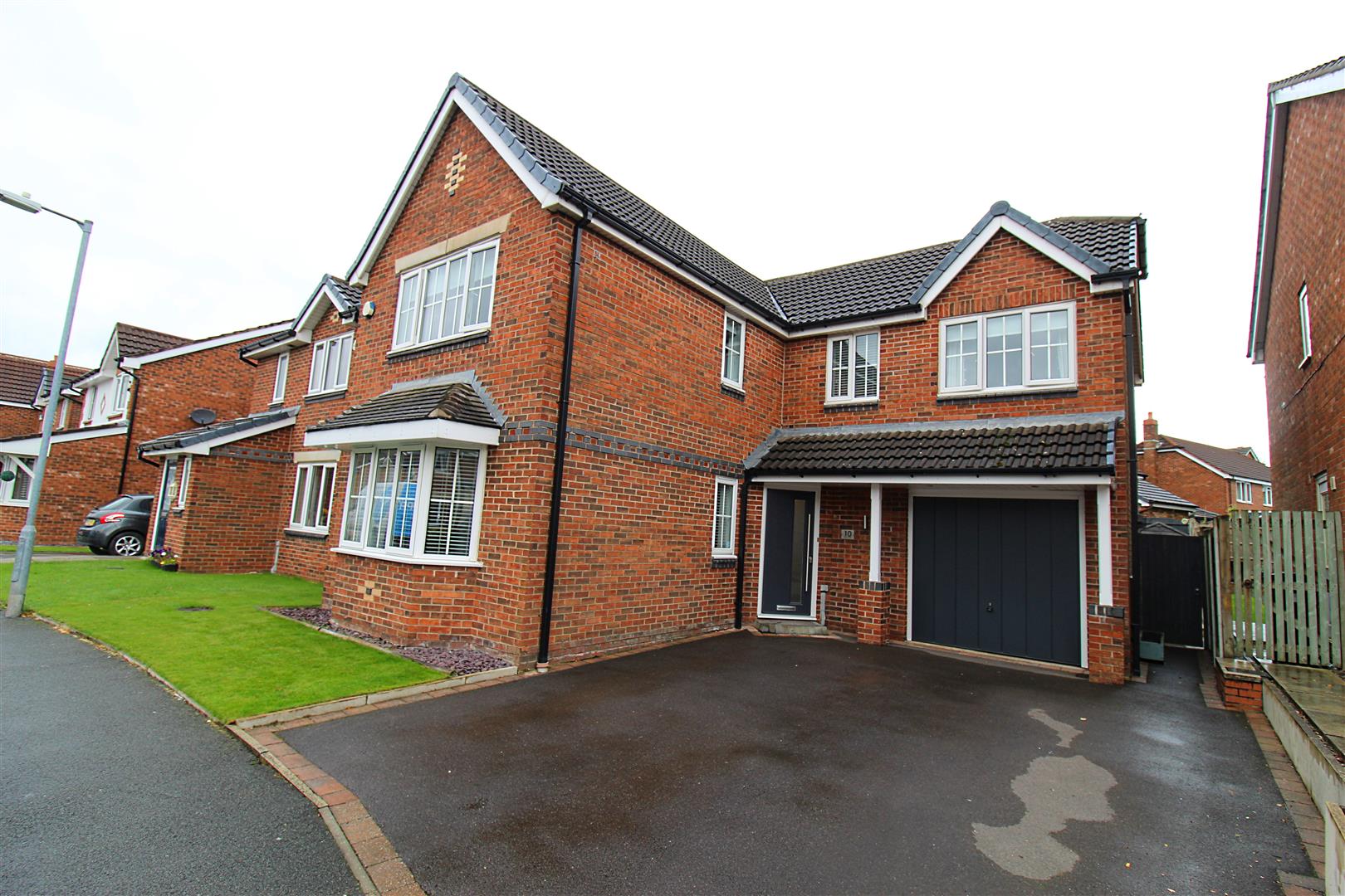 Property in Butterwick Fields, Horwich, Bolton, Greater Manchester, BL6 5GZ