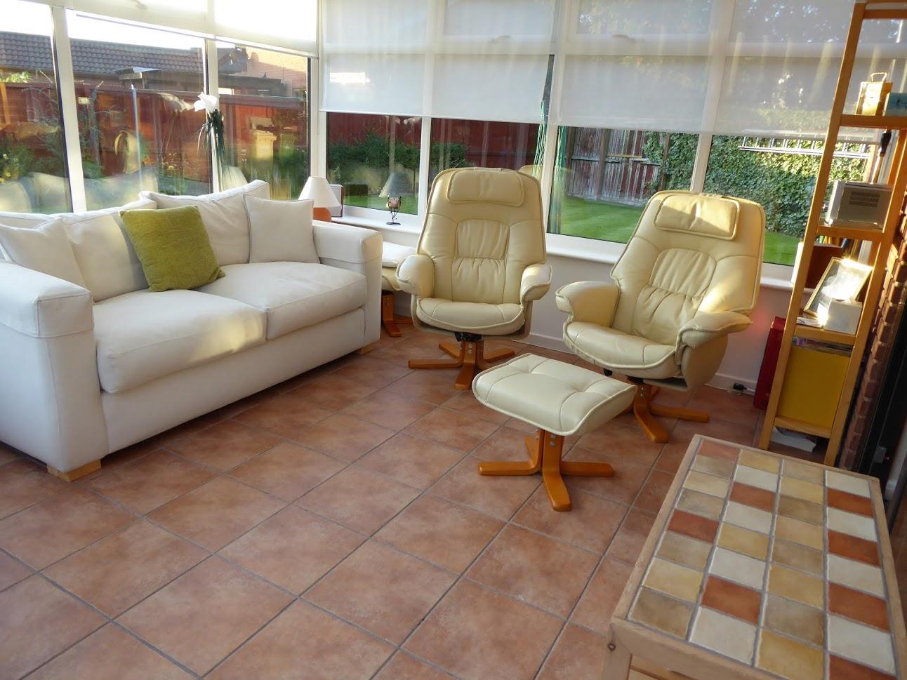 Property in Cotswold Drive, Horwich, Bolton, Lancashire, BL6 7DE