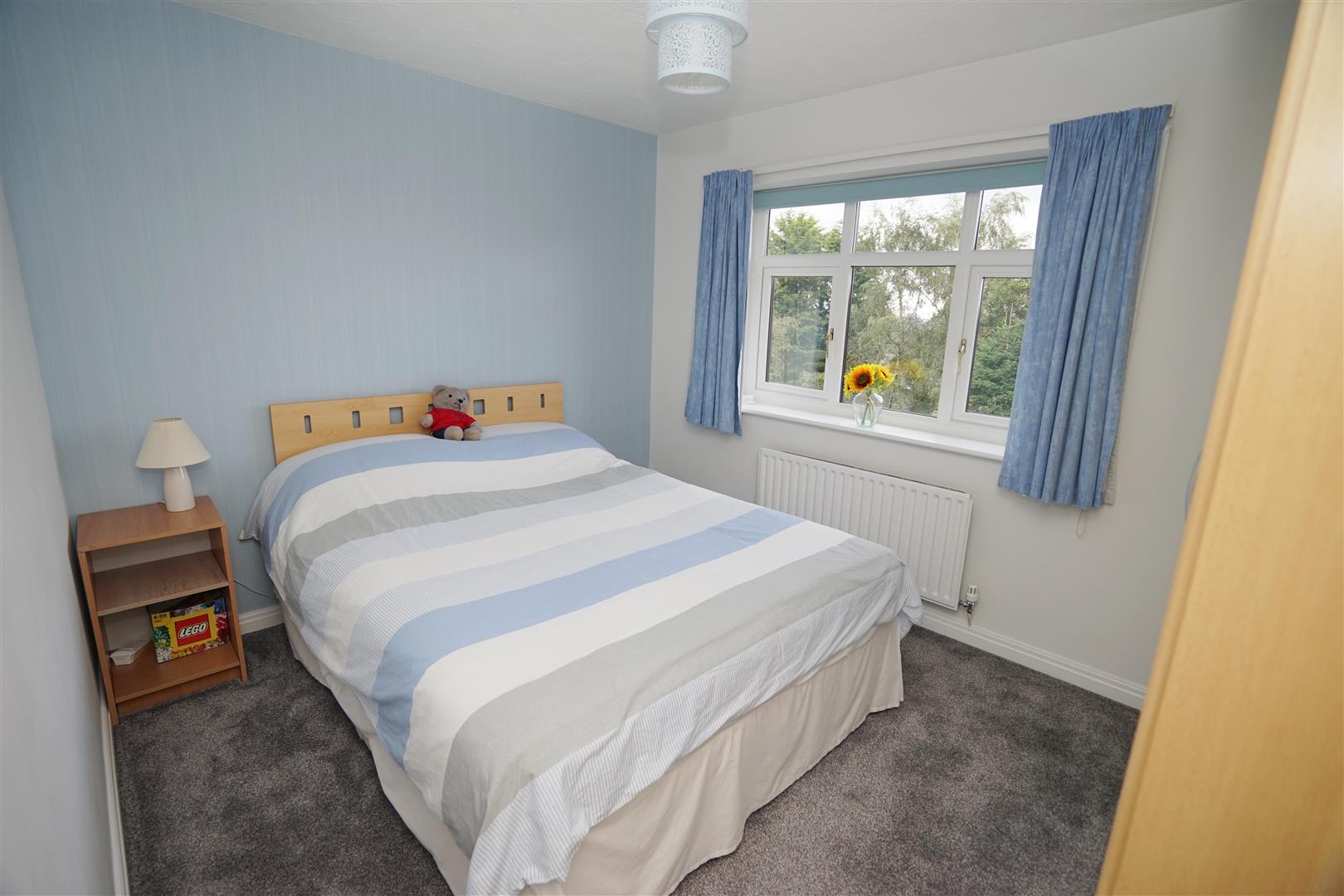 Property in Cotswold Drive, Horwich, Bolton, Lancashire, BL6 7DE