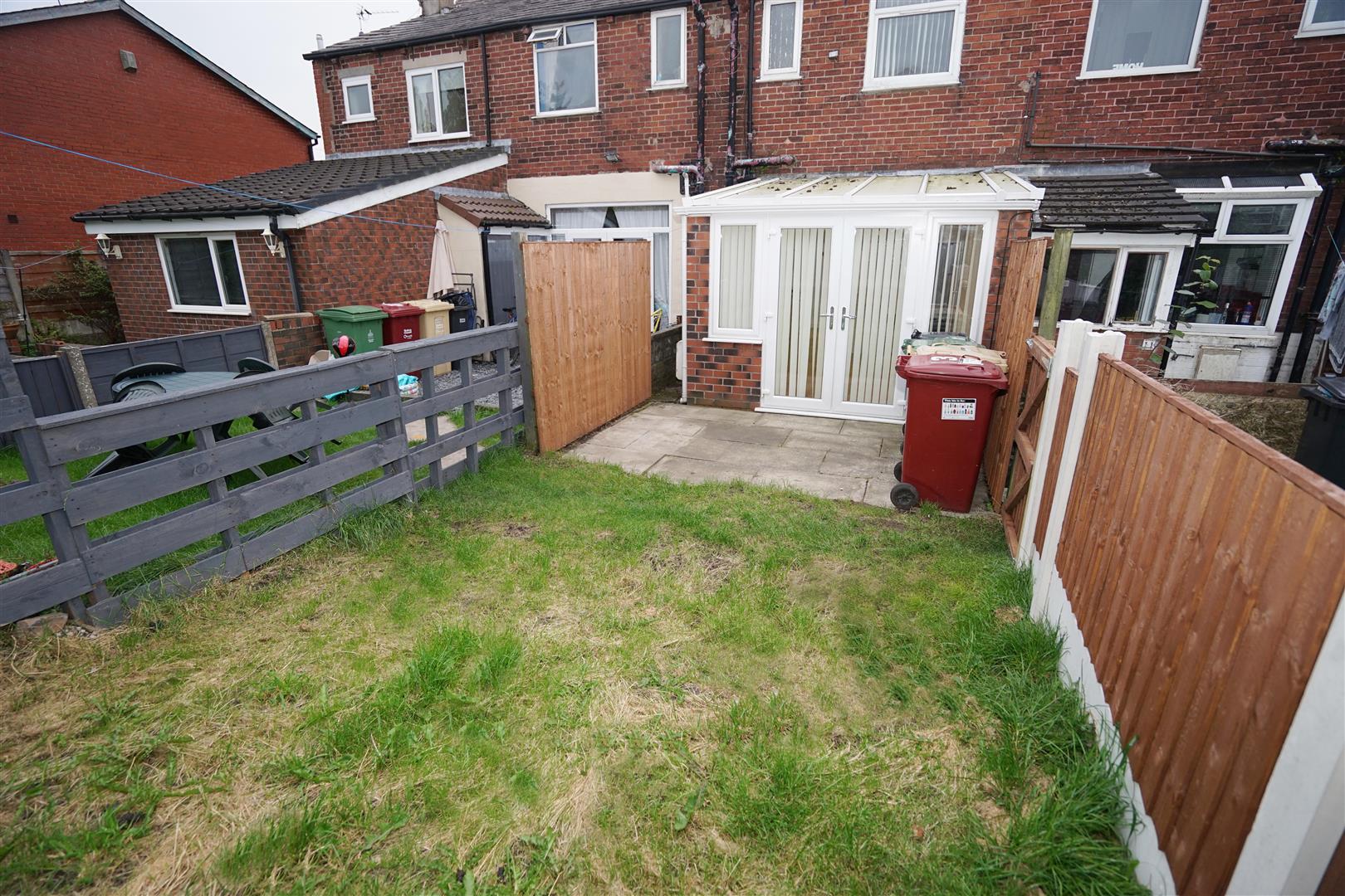 Property in Duxbury Avenue, Harwood, Bolton, Lancashire, BL2 3HU