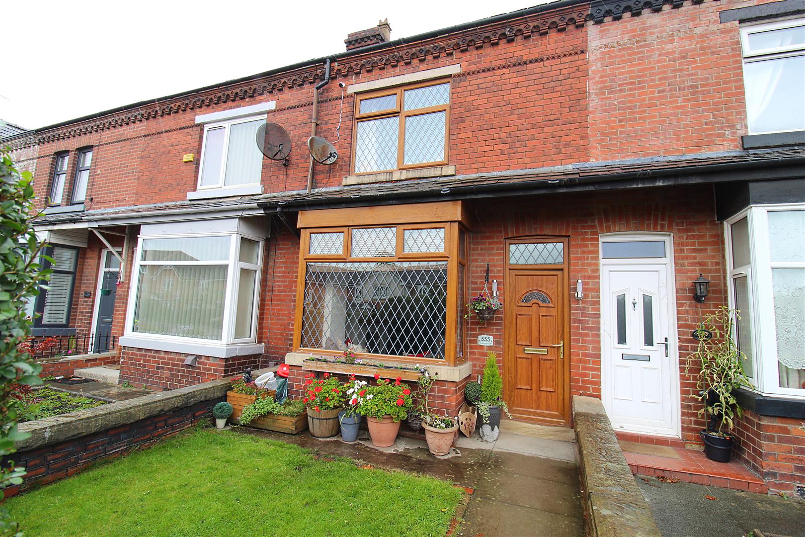 Property in Chorley New Road, Horwich, Bolton, Lancashire, BL6 6JZ