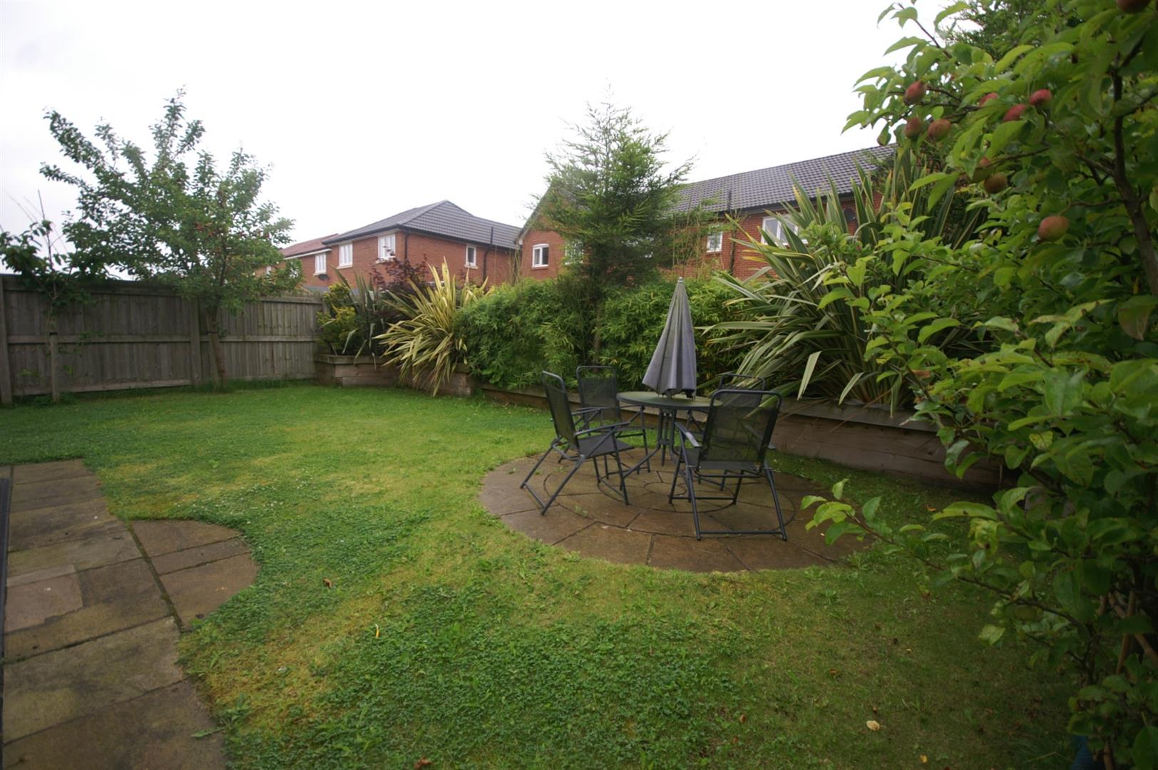 Property in Higherbrook Close, Horwich, Bolton, Greater Manchester, BL6 6SQ