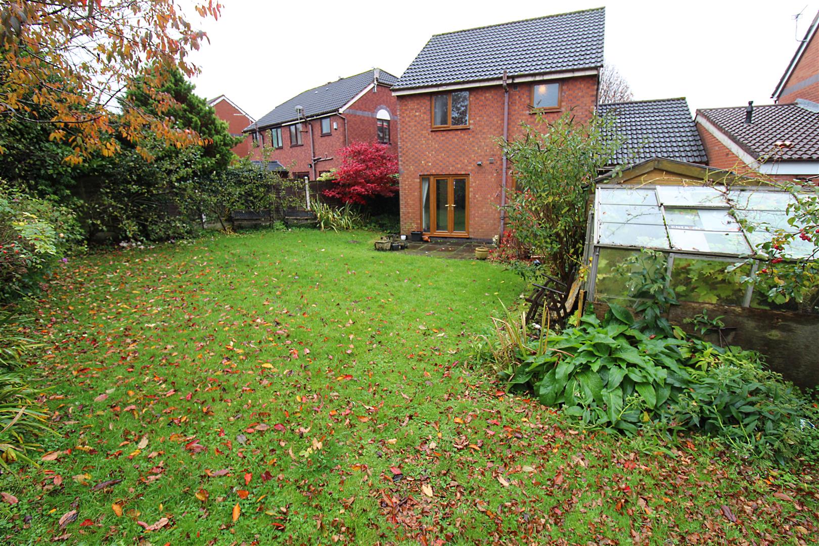 Property in Gresley Avenue, Horwich, Bolton, Lancashire, BL6 5TQ