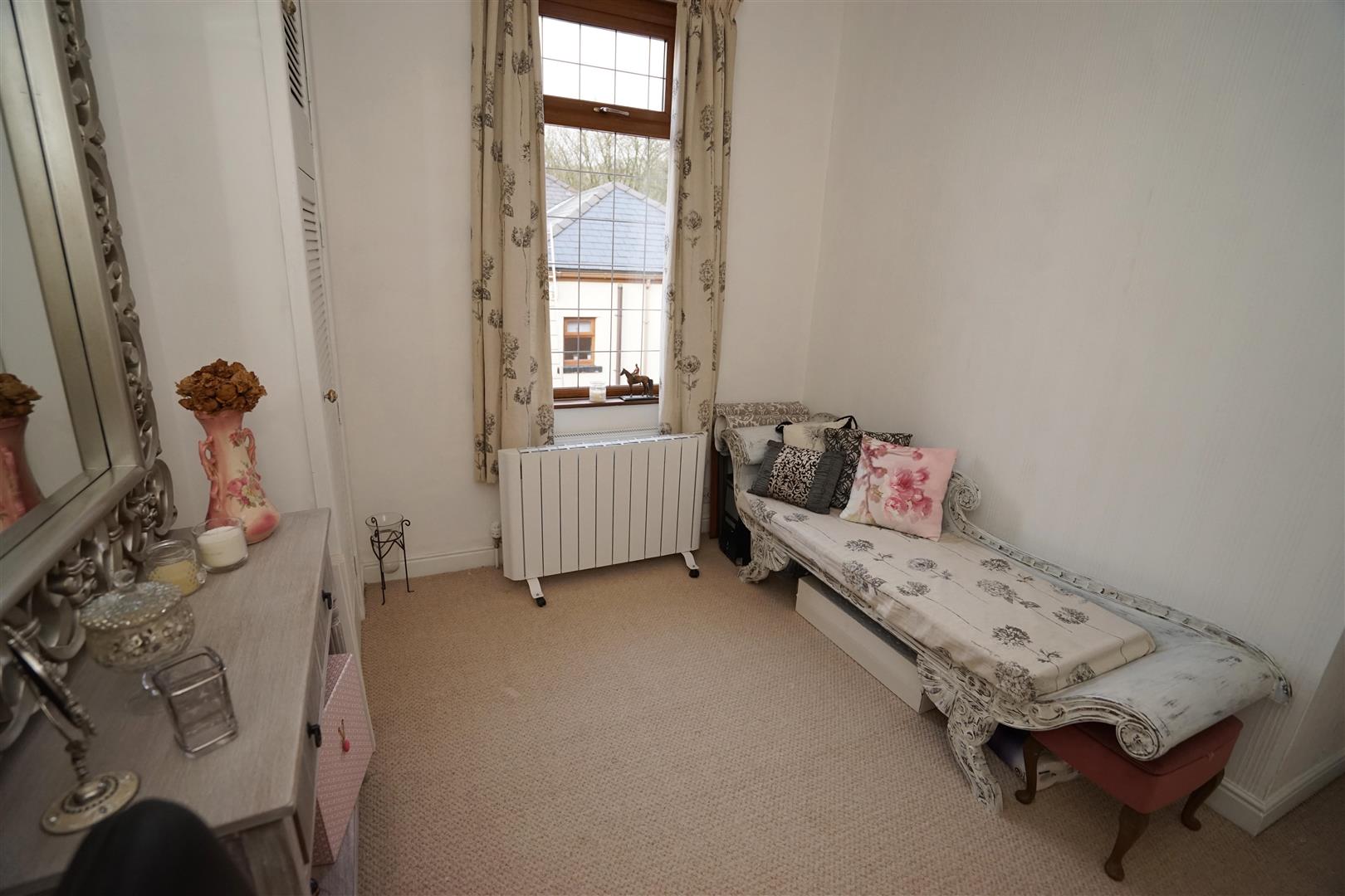 Property in Mill Lane, Horwich, Bolton, Lancashire, BL6 6AT