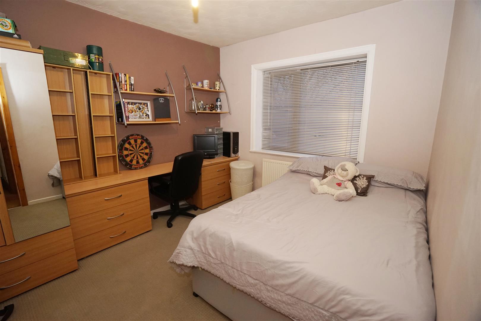 Property in Nuttall Avenue, Horwich, Bolton, Lancashire, BL6 5QZ