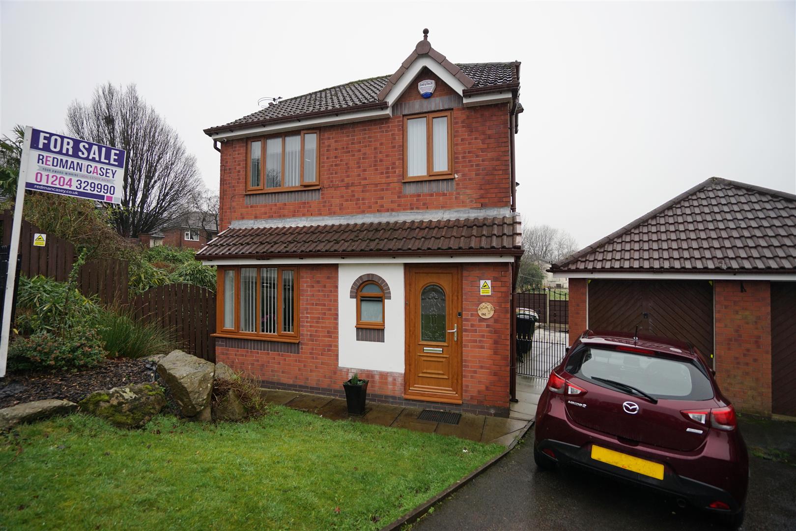 Property in Gresley Avenue, Horwich, Bolton, Lancashire, BL6 5TQ
