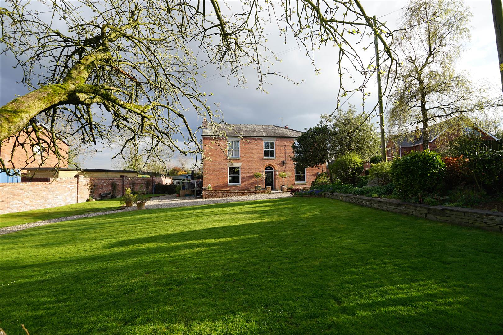 Property in Mill Lane, Westhoughton, Lancashire, BL5 2DN