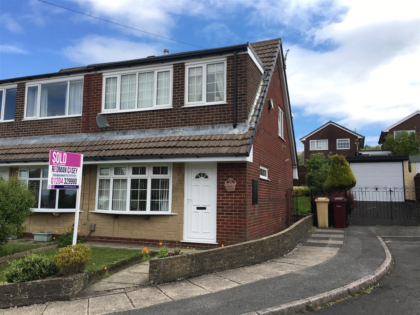 Property in Cheviot Close, Horwich, Bolton, Lancashire, BL6 7DF