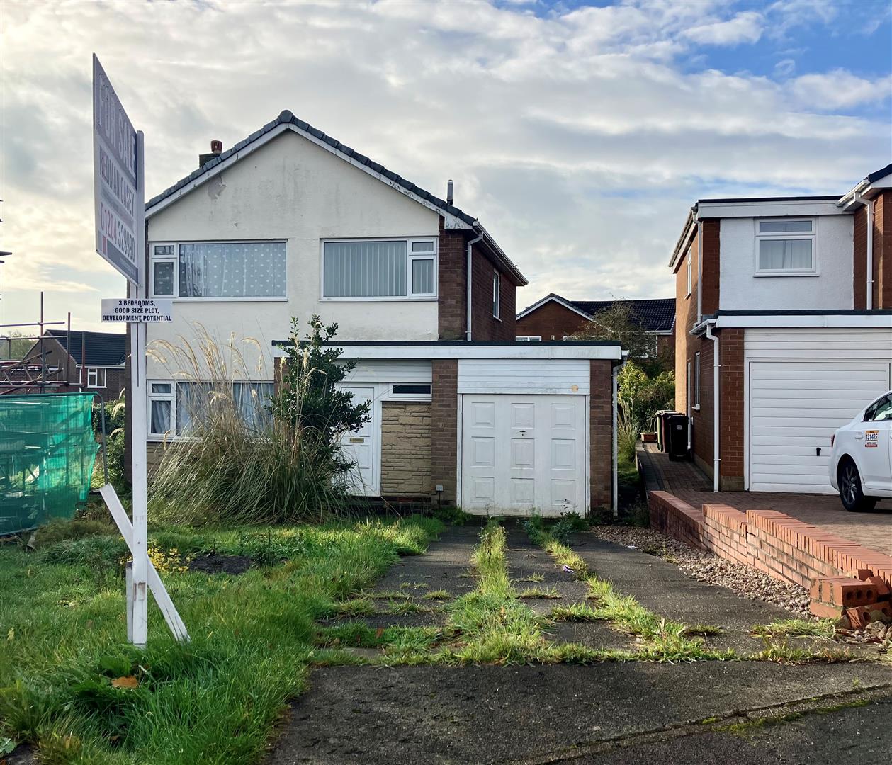 Property in Caithness Drive, Ladybridge, Bolton, Lancashire, BL3 4PG