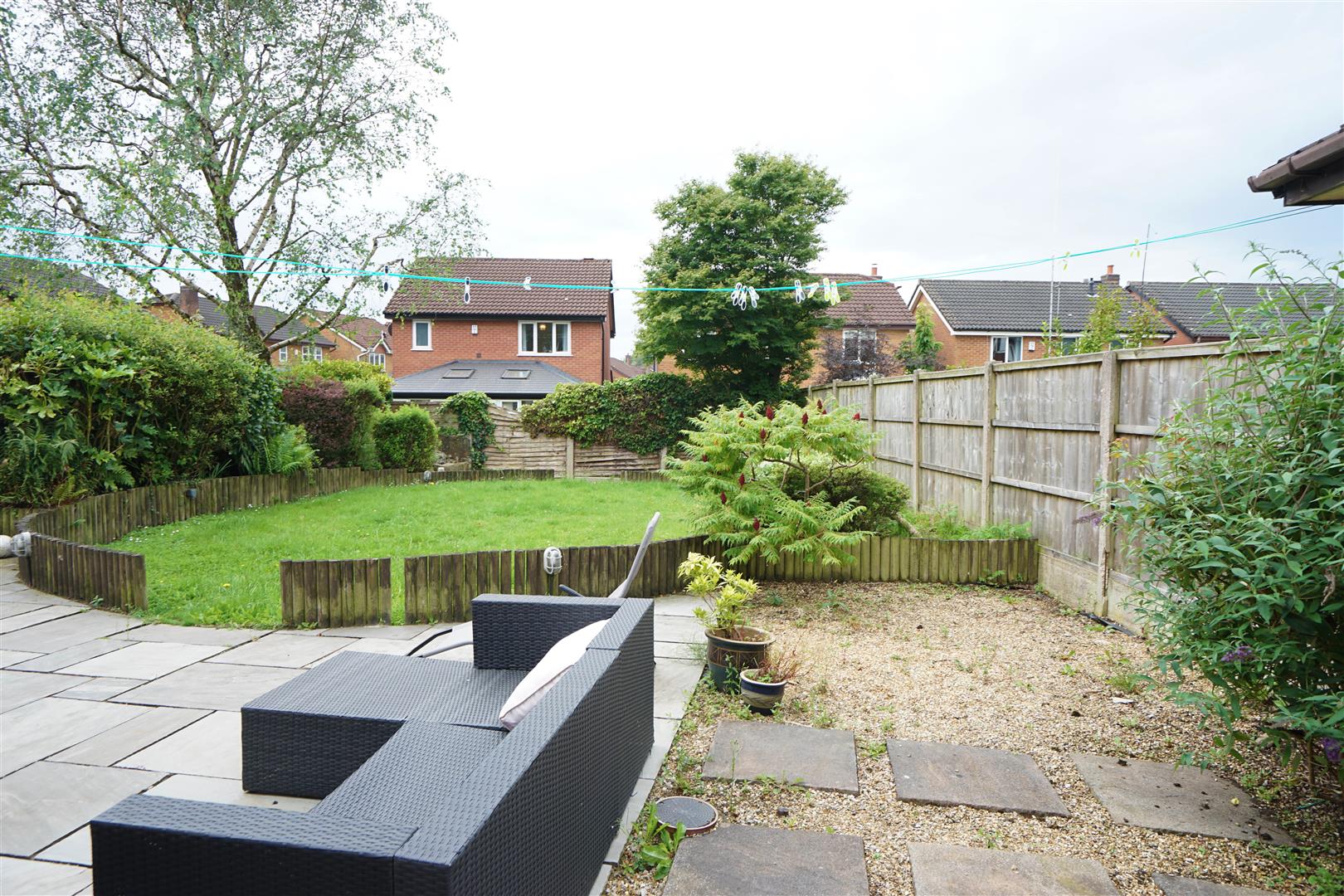 Property in Avonhead Close, Horwich, Bolton, BL6 5QD