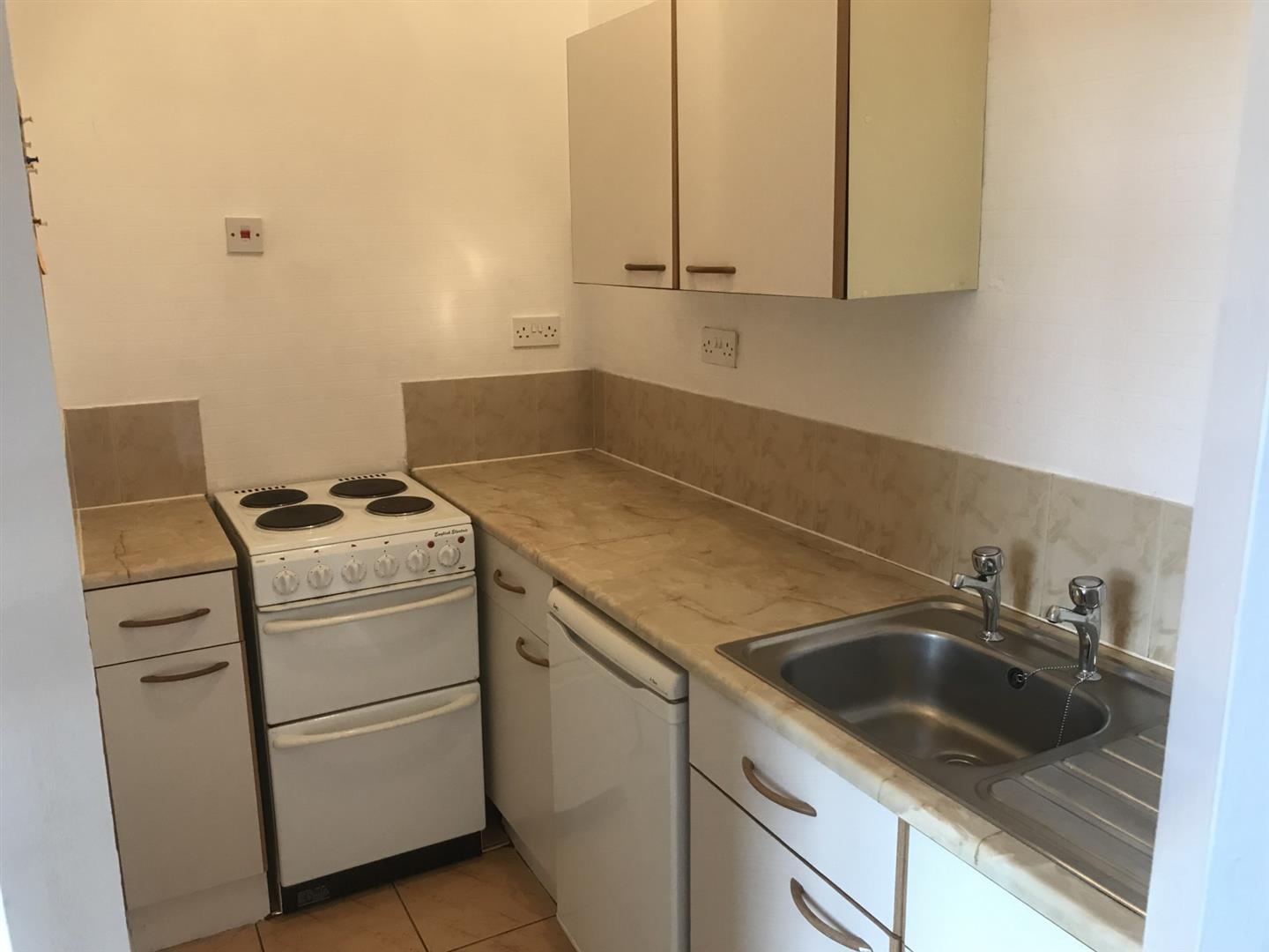 Chorley New Road, Horwich, Bolton, BL6,  5QN