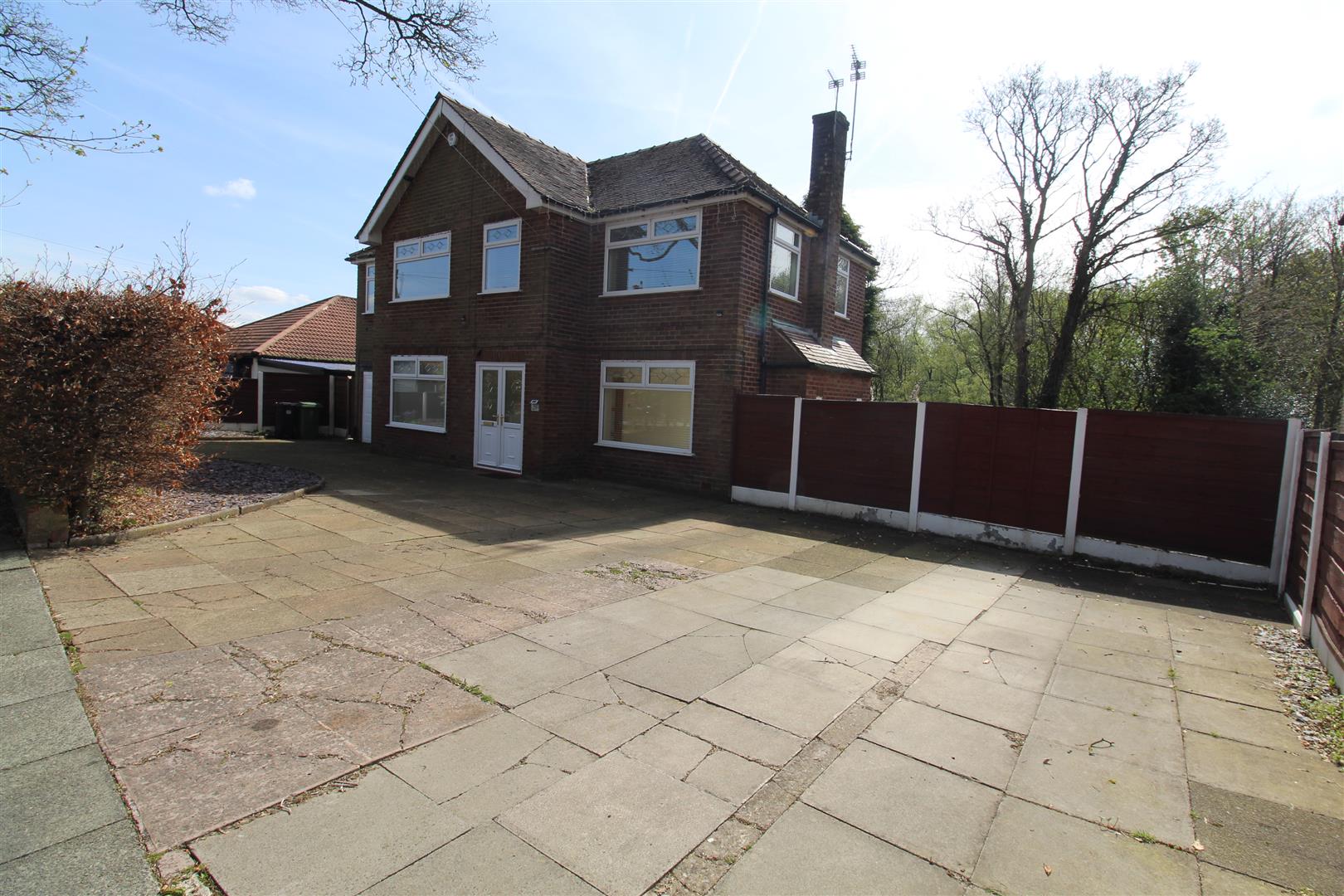 Redcar Road, Bolton, BL1,  6LL