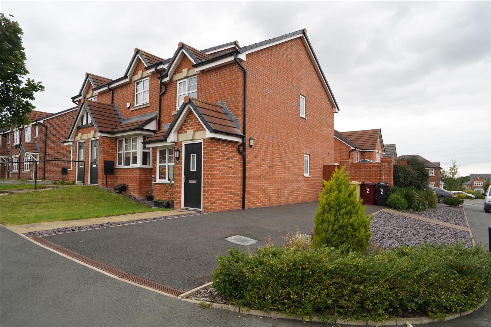Inveraray Avenue, Blackrod, Bolton, BL6,  5UQ