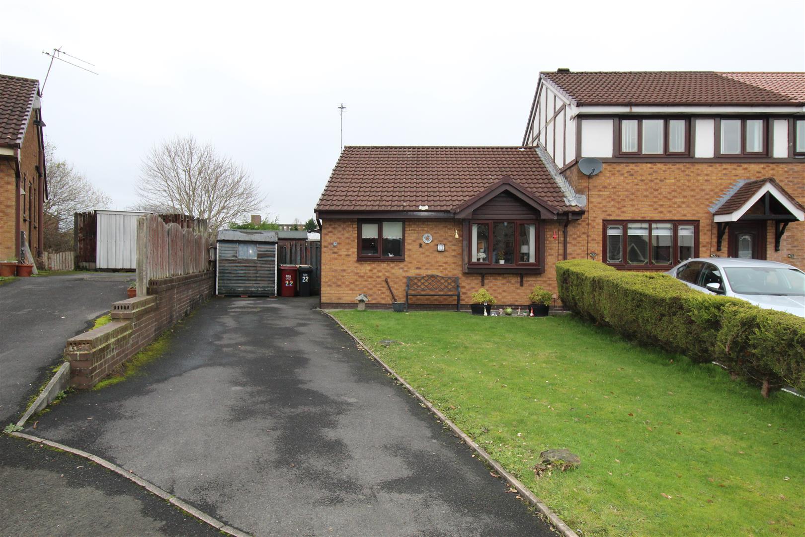 Fenners Close, Morris Green, Bolton, BL3,  3EH