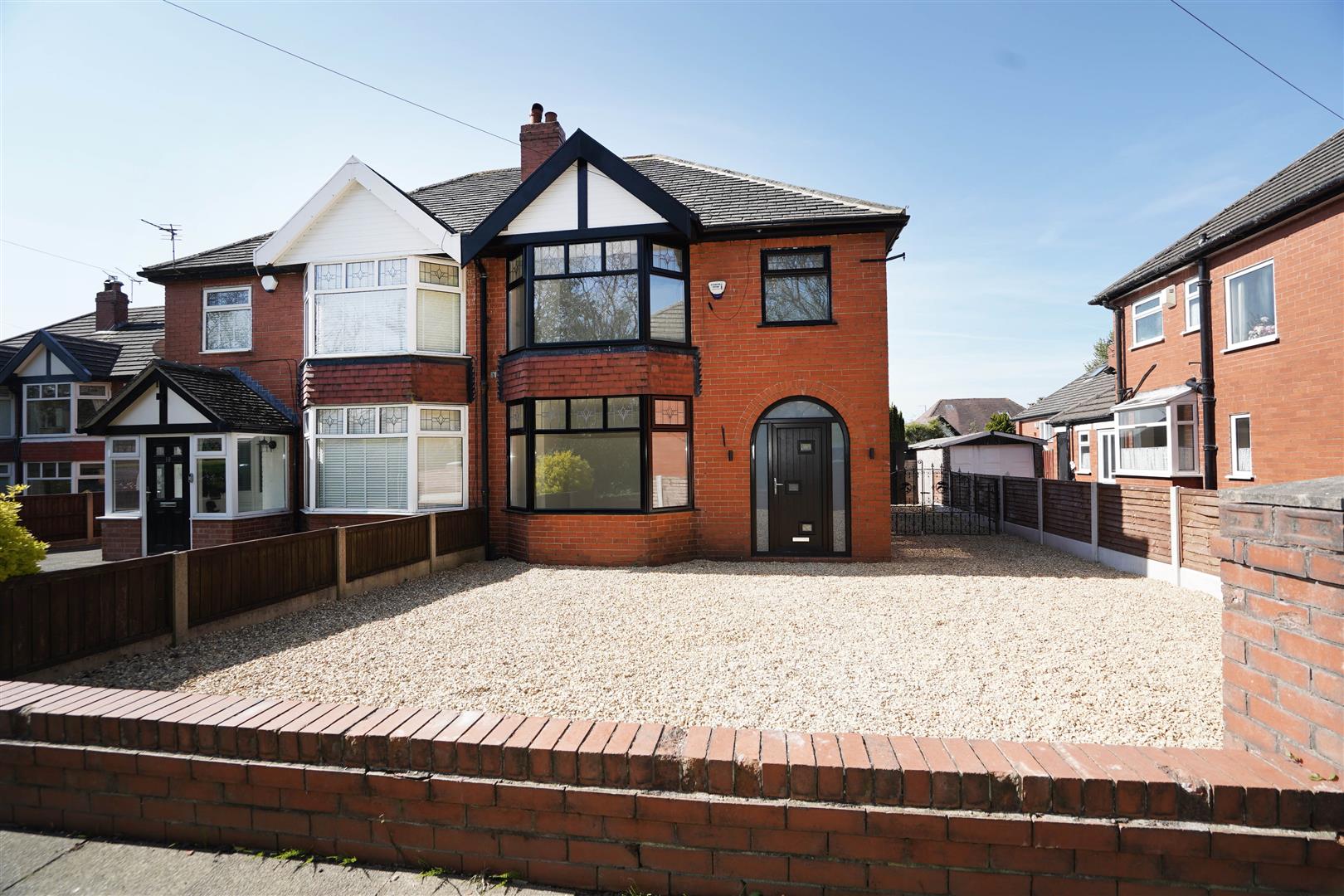 Cedar Avenue, Horwich, Bolton, BL6,  6HT