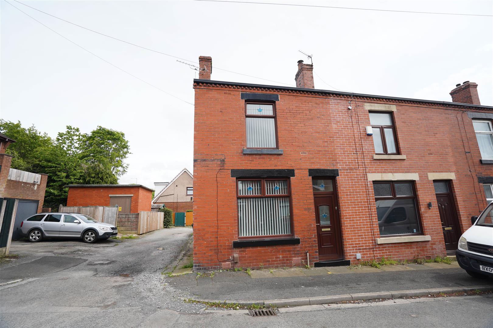 Cambridge Road, Lostock, Bolton, BL6,  4AU
