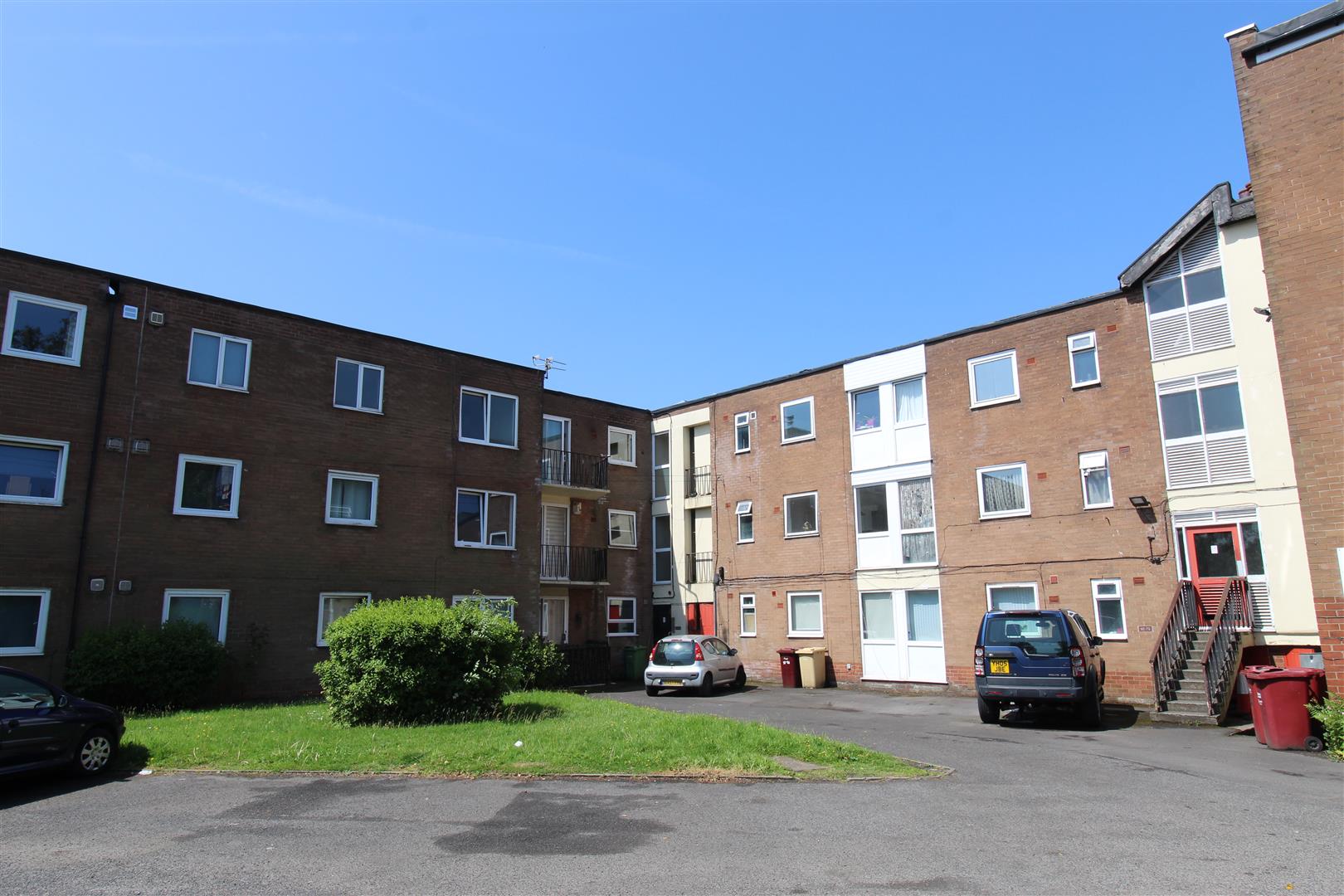 Hill View Court, Bolton, BL1,  8NT