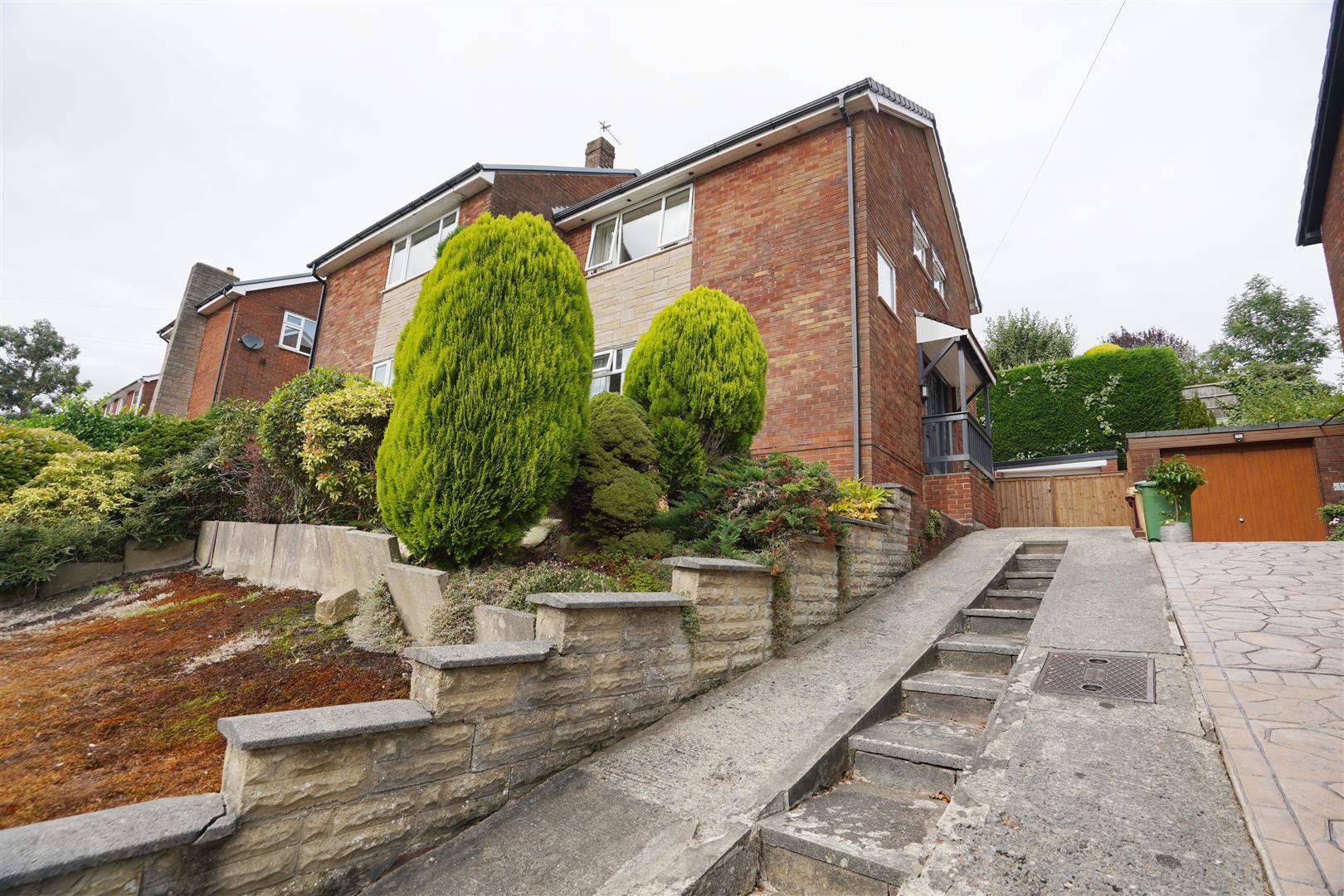 Douglas Close, Horwich, Bolton, BL6,  7EF
