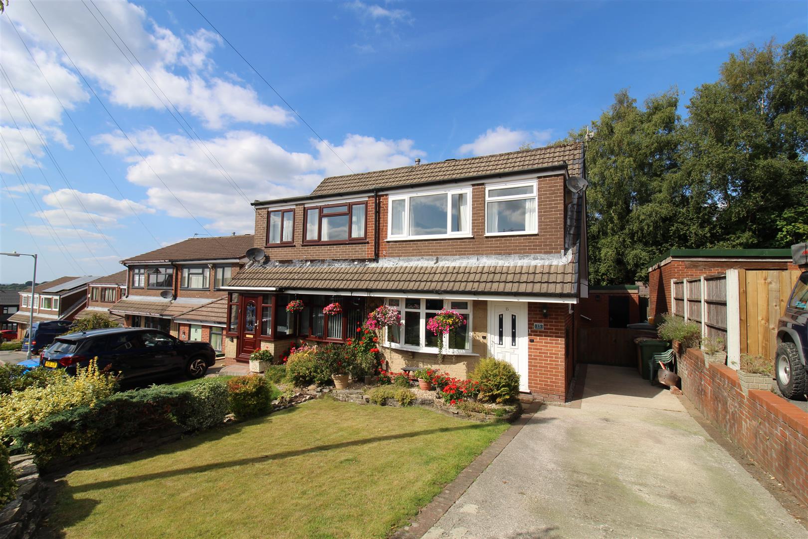 Cotswold Drive, Horwich, Bolton, BL6,  7DE