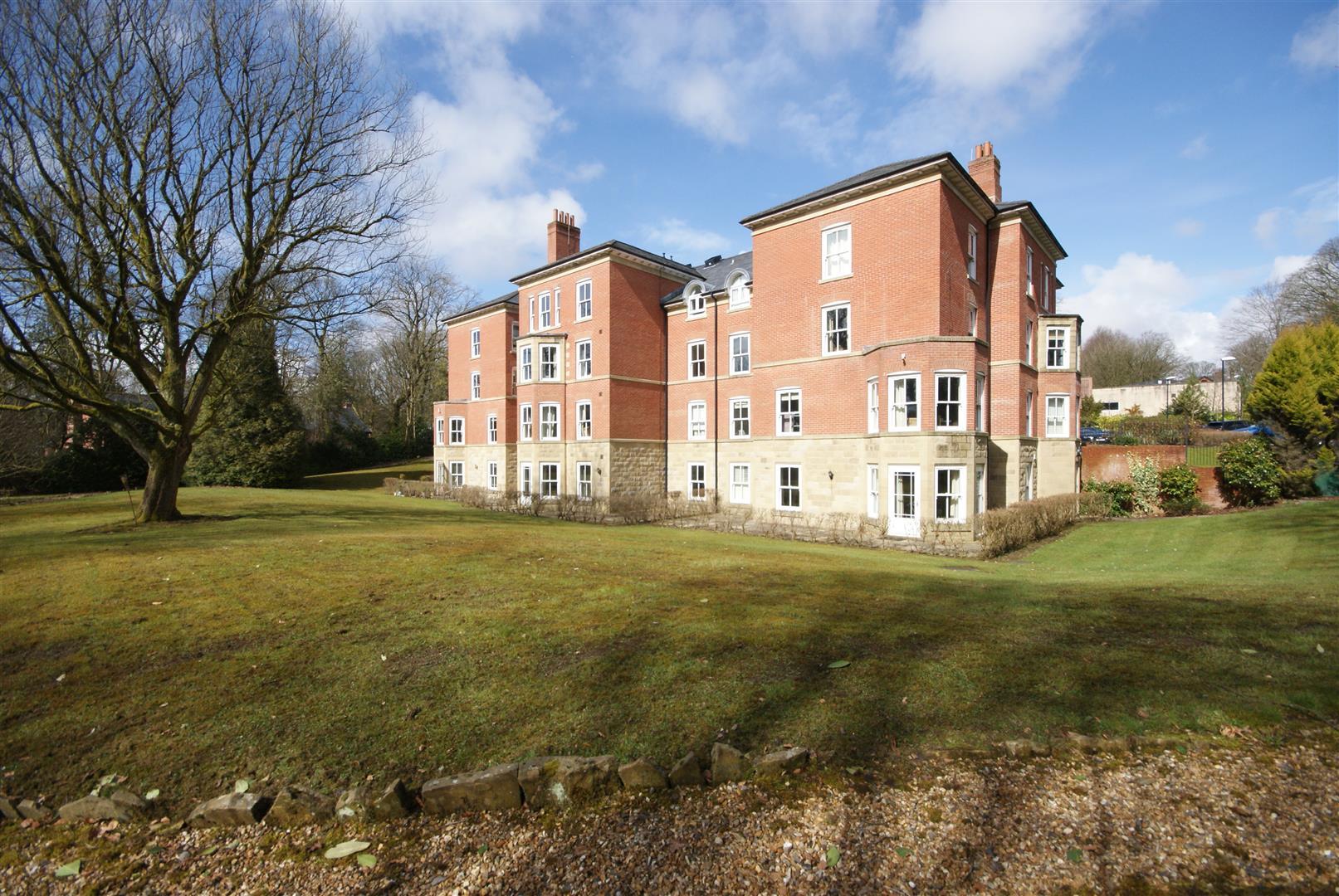 Markland Hill, Heaton, Bolton, BL1,  5AL