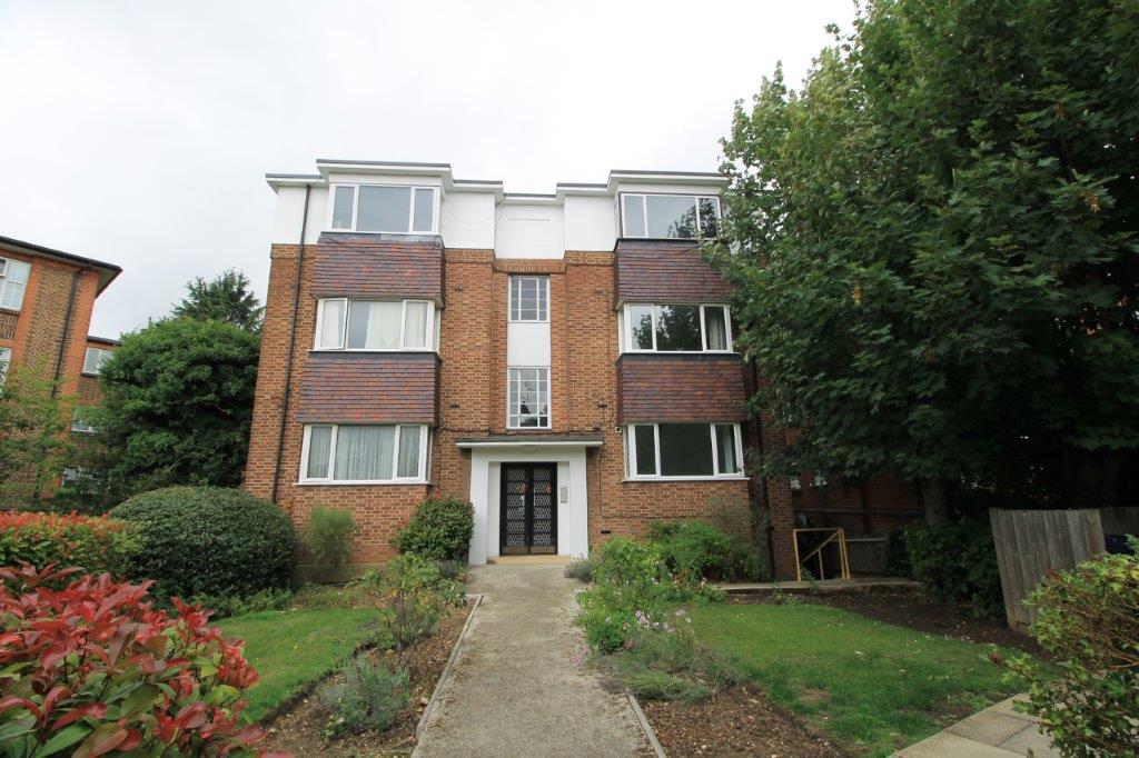 Mount Avenue, London, W5