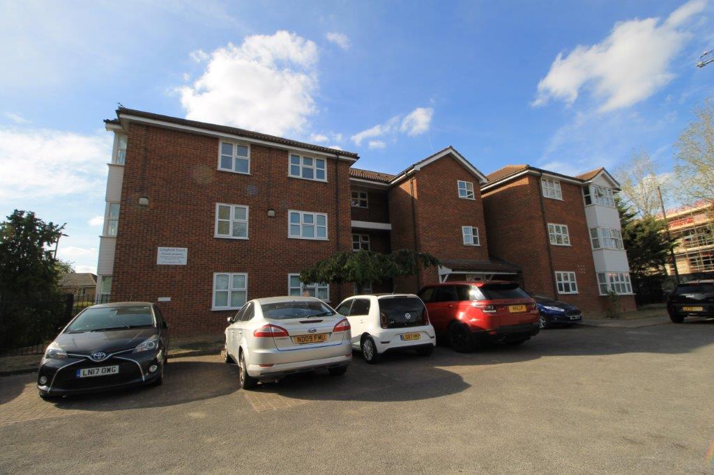Horse Shoe Crescent, Northolt, UB5