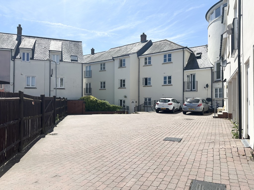 Camelot Mews, Braintree, CM7