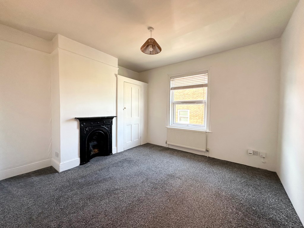 Beehive Lane, Chelmsford, CM2