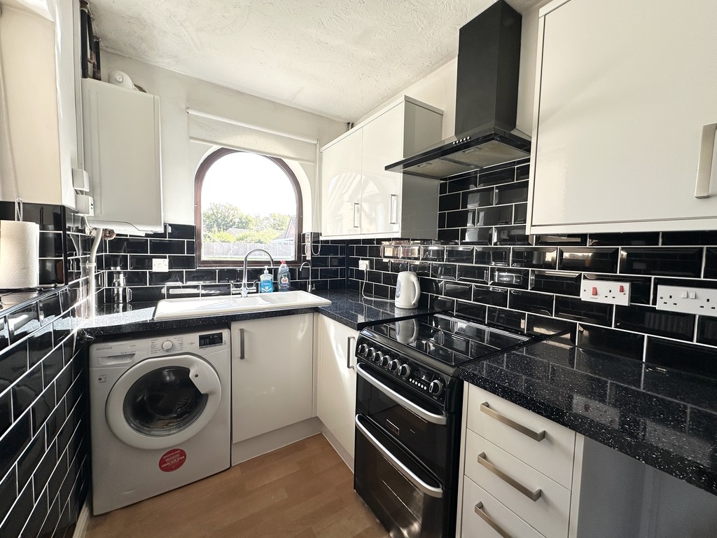 Thames Close, Braintree, CM7