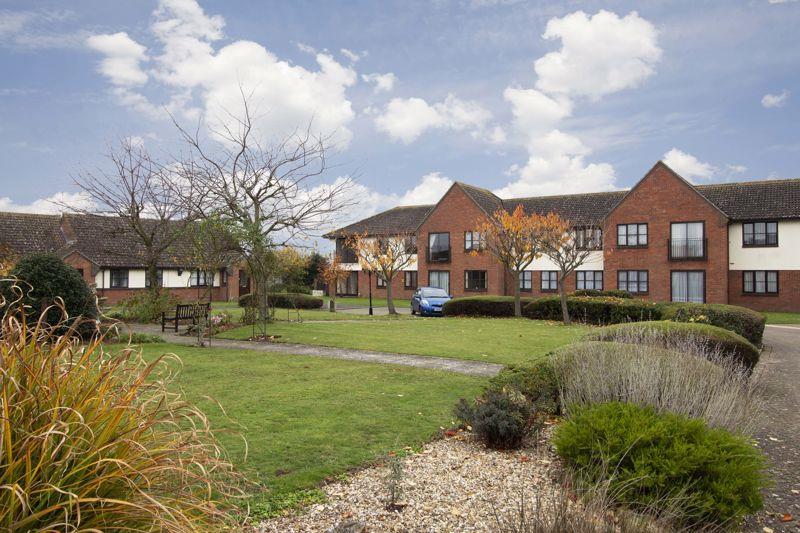 Property in Priory Park, Botanical Way, St. Osyth, ClactonOnSea, Essex, CO16 8TE