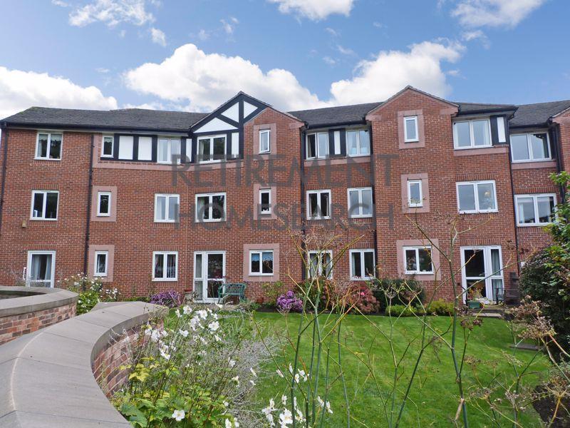 Property in Weaver Court, London Road, Northwich, Cheshire, CW9 5EU