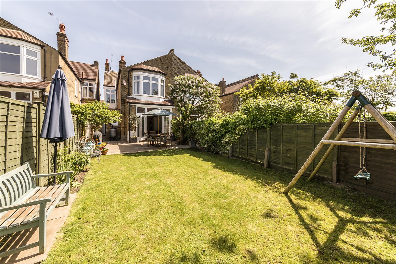 Property in Braxted Park, London, SW16 3DU