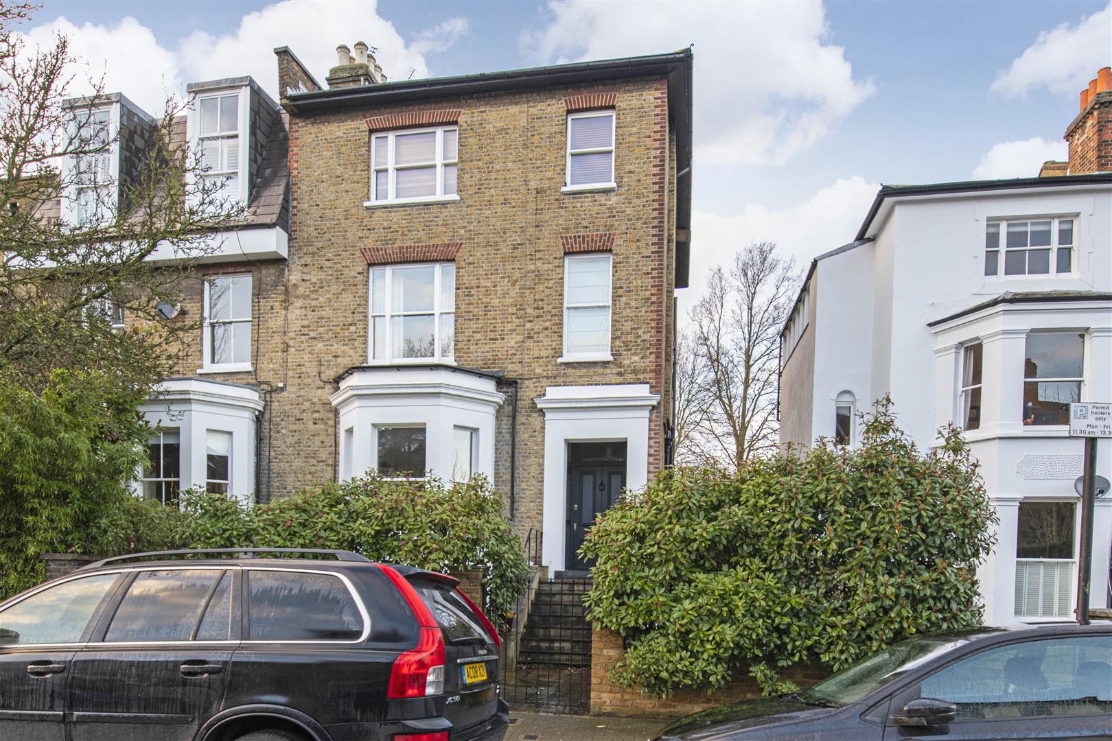 Property in Brodrick Road, Wandsworth Common, London, SW17 7DY