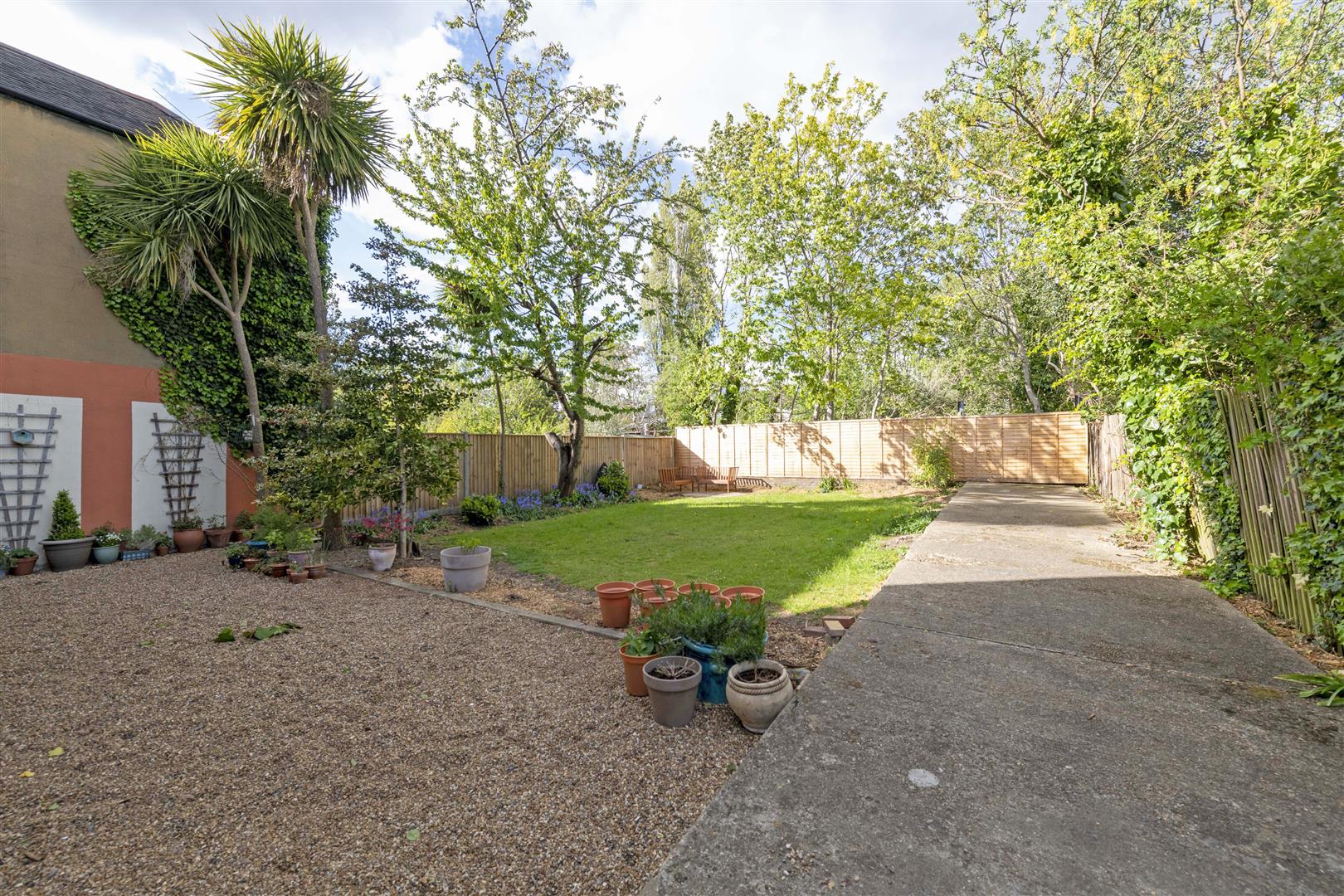 Property in Longley Road, Tooting, London, SW17 9LA