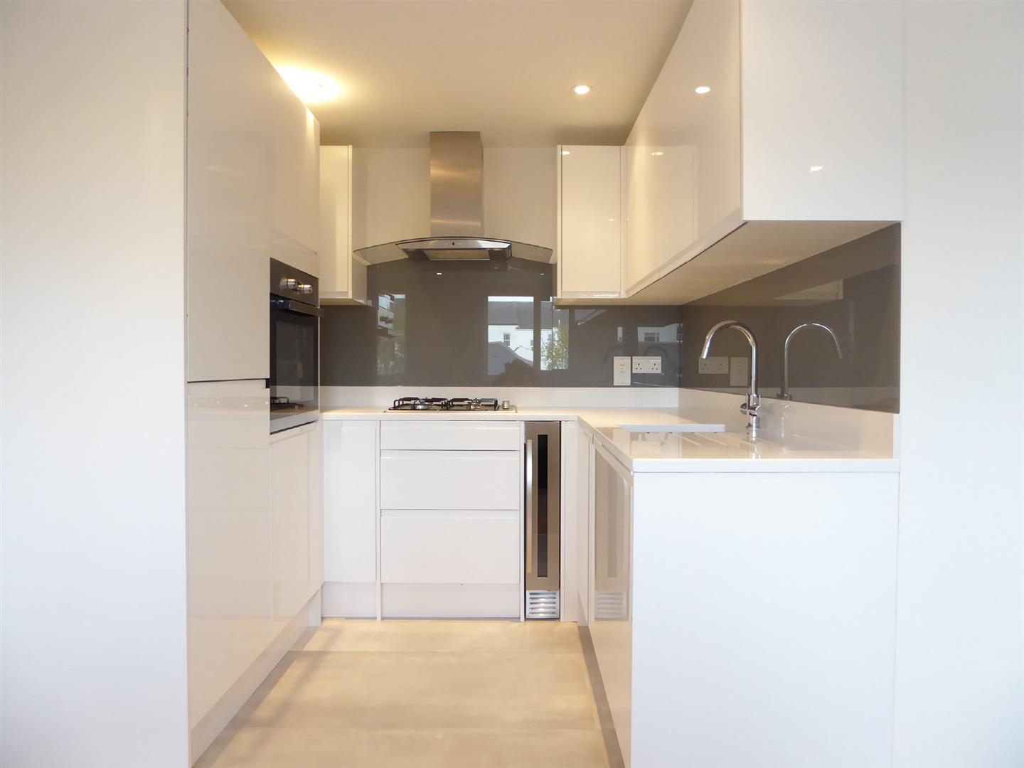 Alfred Road, Sutton, SM1