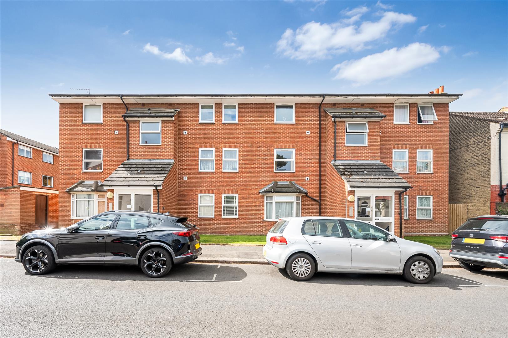 Crusoe Road, mitcham, CR4