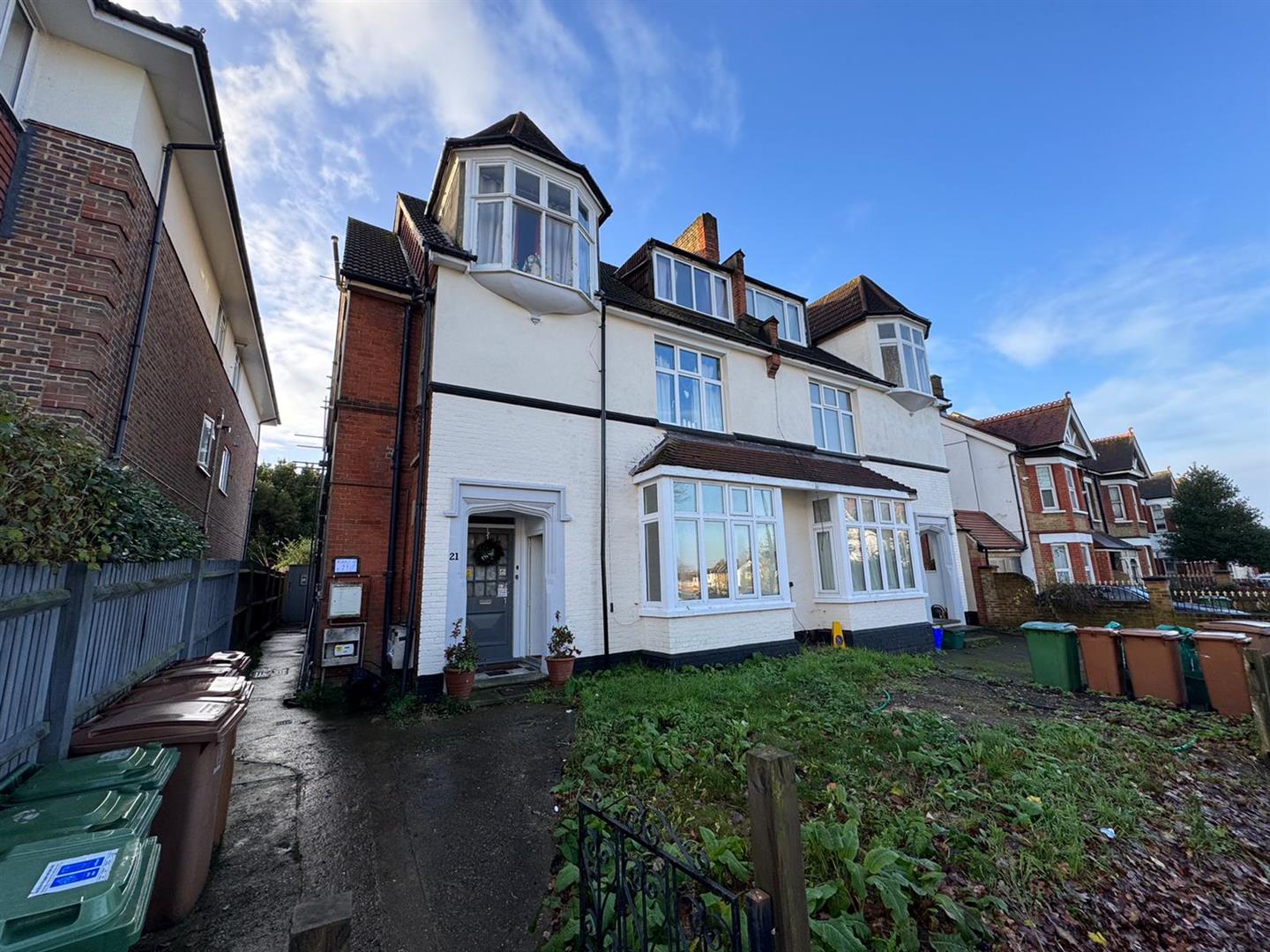 Parkgate Road, Wallington, SM6