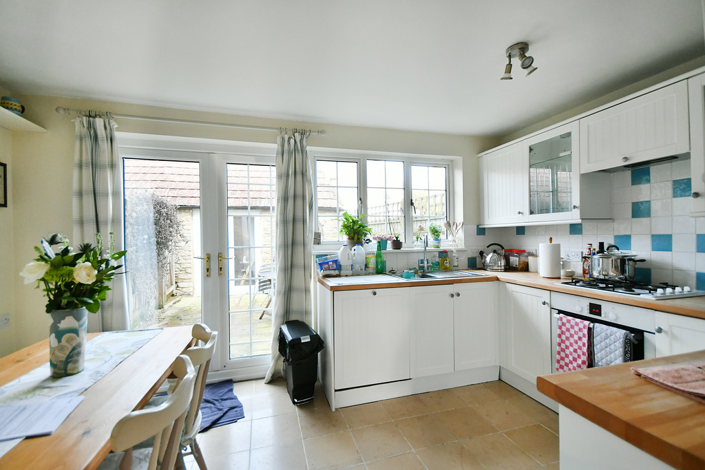 Property in Hambidge Lane, Lechlade, GL7