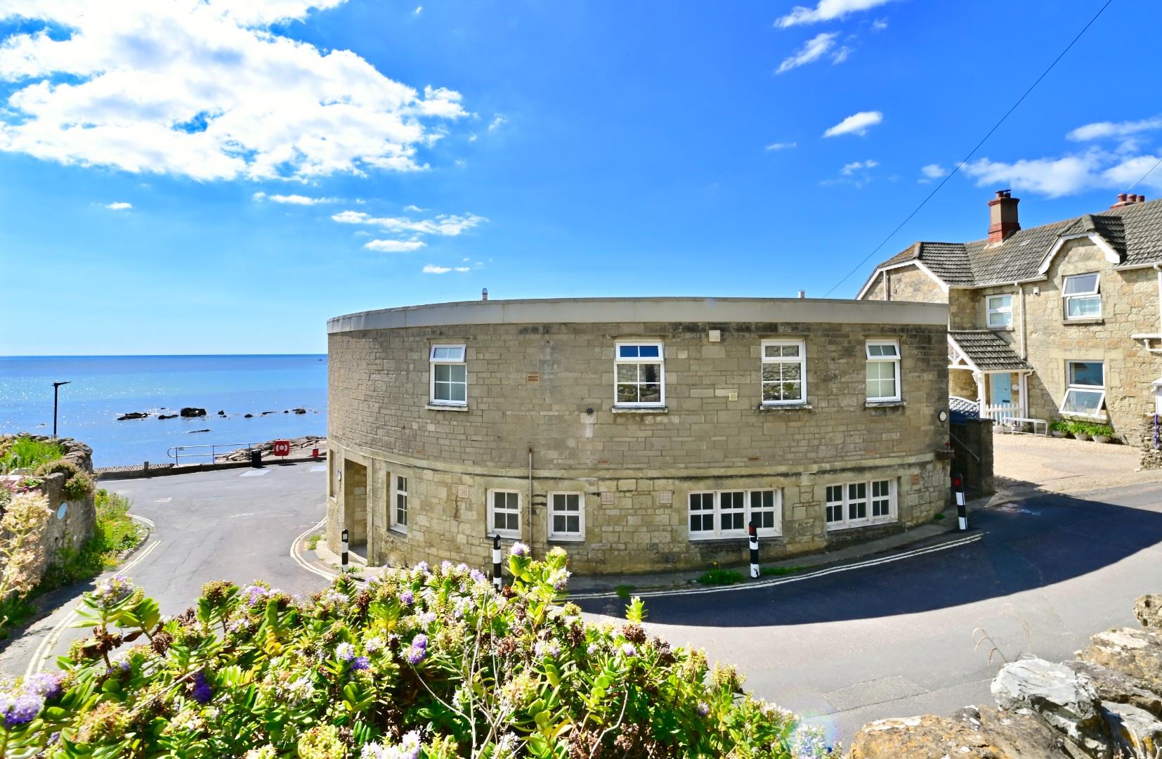 Property in 1+2 Seaside Cottages, Shore Road, Bonchurch