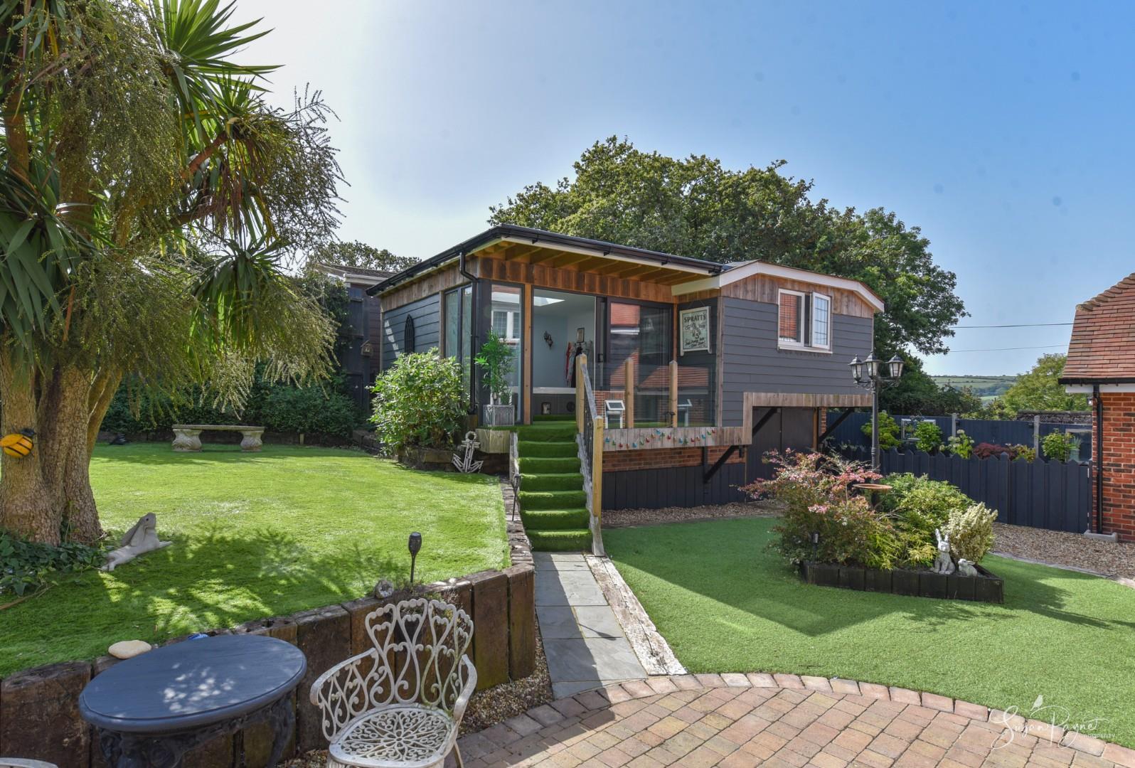 Property in Hillway House, Hillway Road, Bembridge