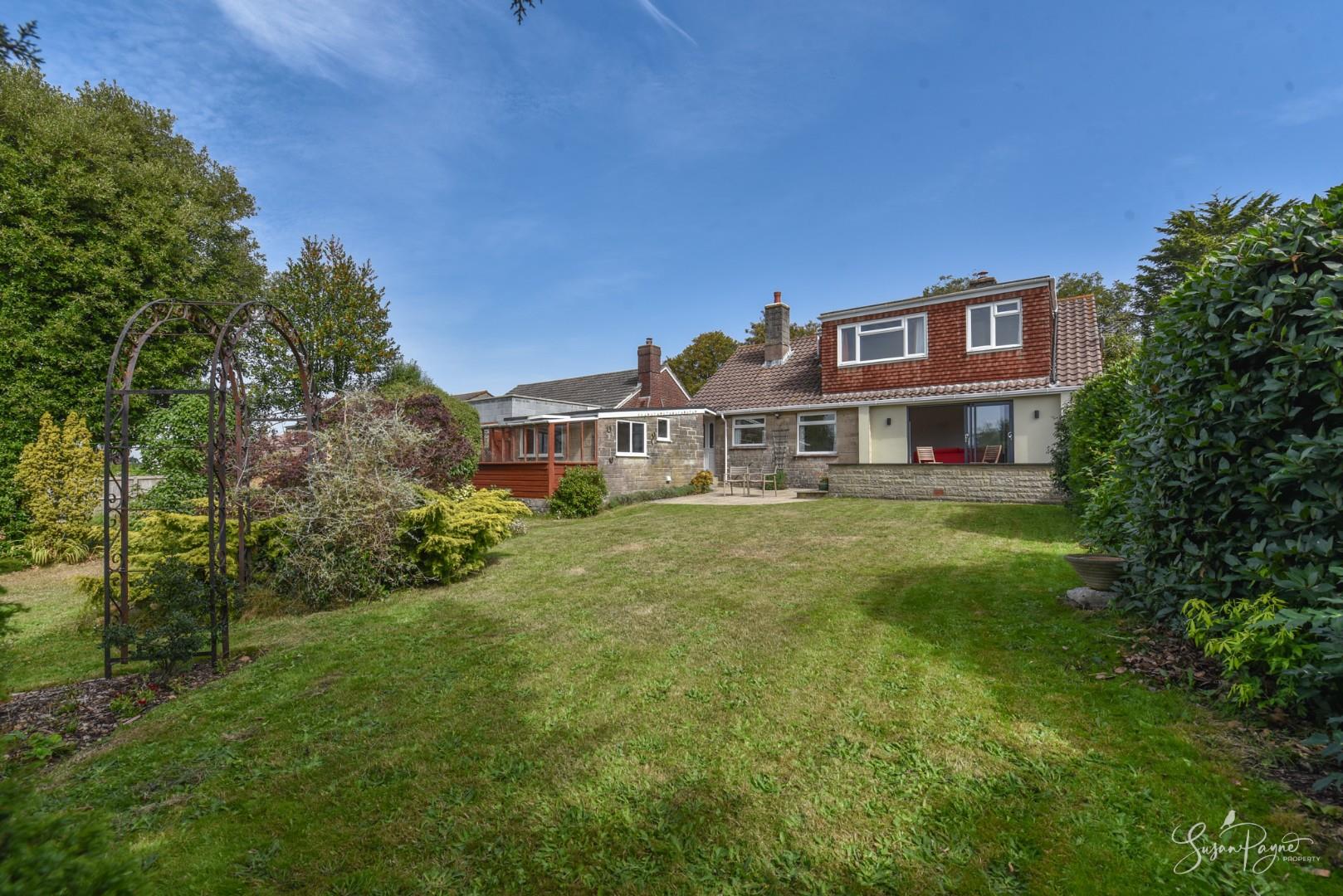 Property in 106, Old Road, East Cowes