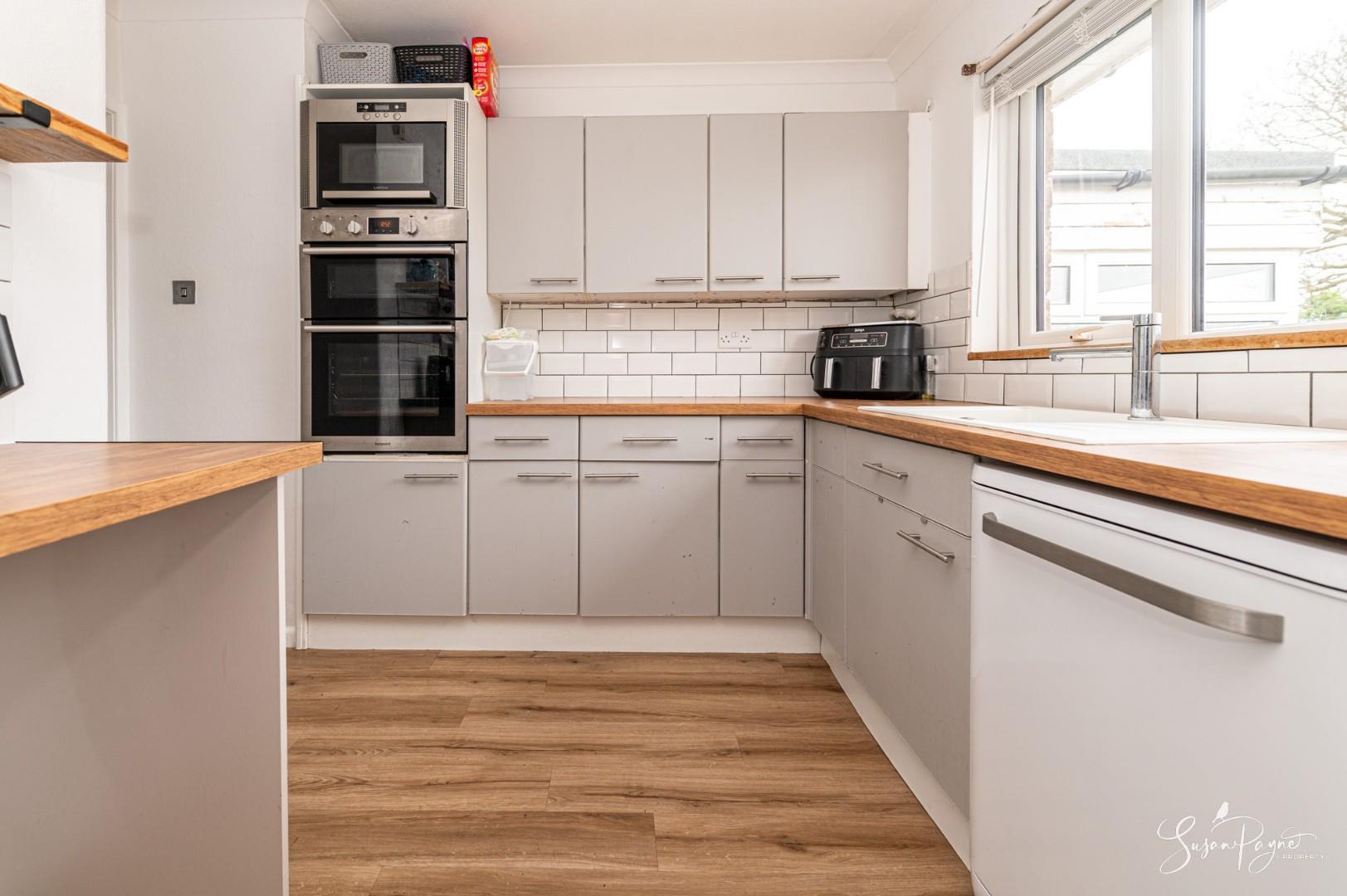 Property in Twin Oaks, 174 Great Preston Road, Ryde