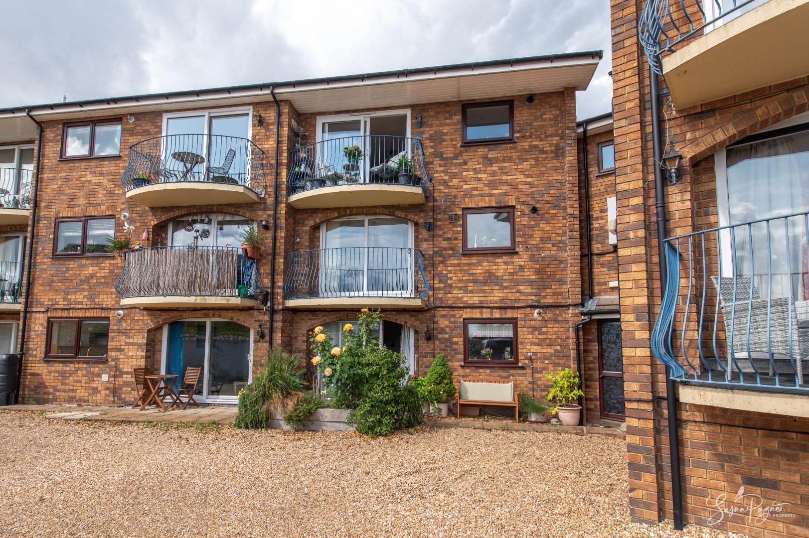 Flat 13, Fountain Court, 8, Terminus Road, Cowes