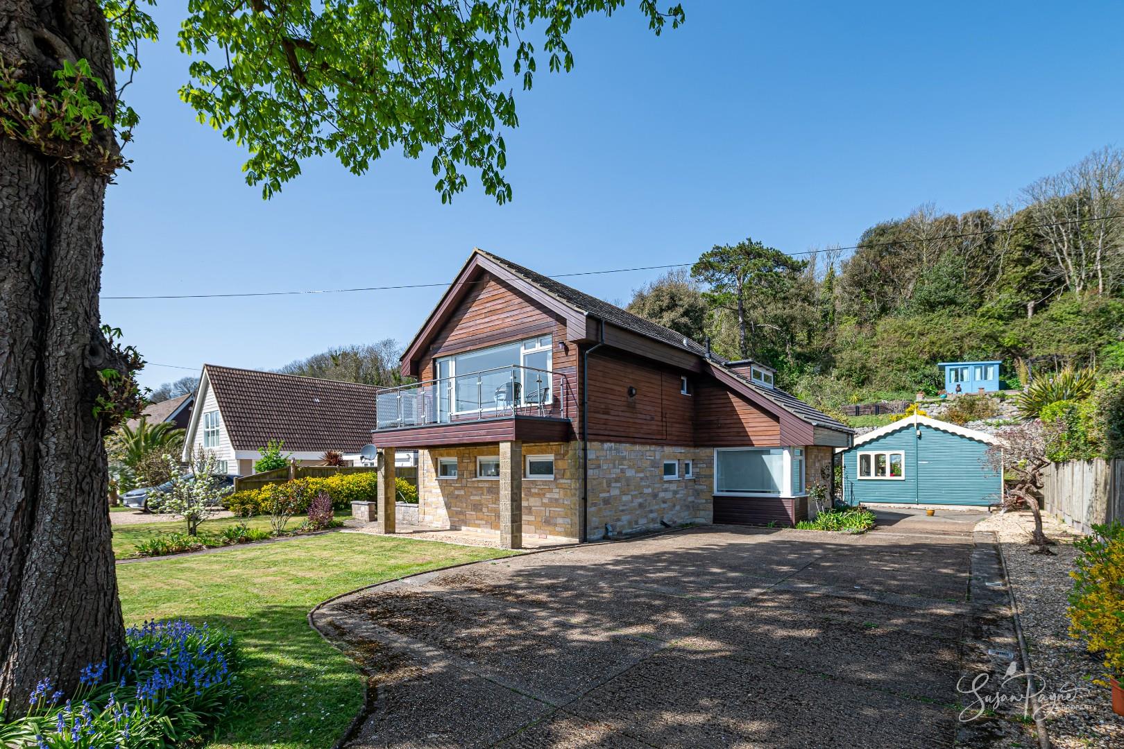 Foxrock, 16 Inglewood Park, St. Lawrence