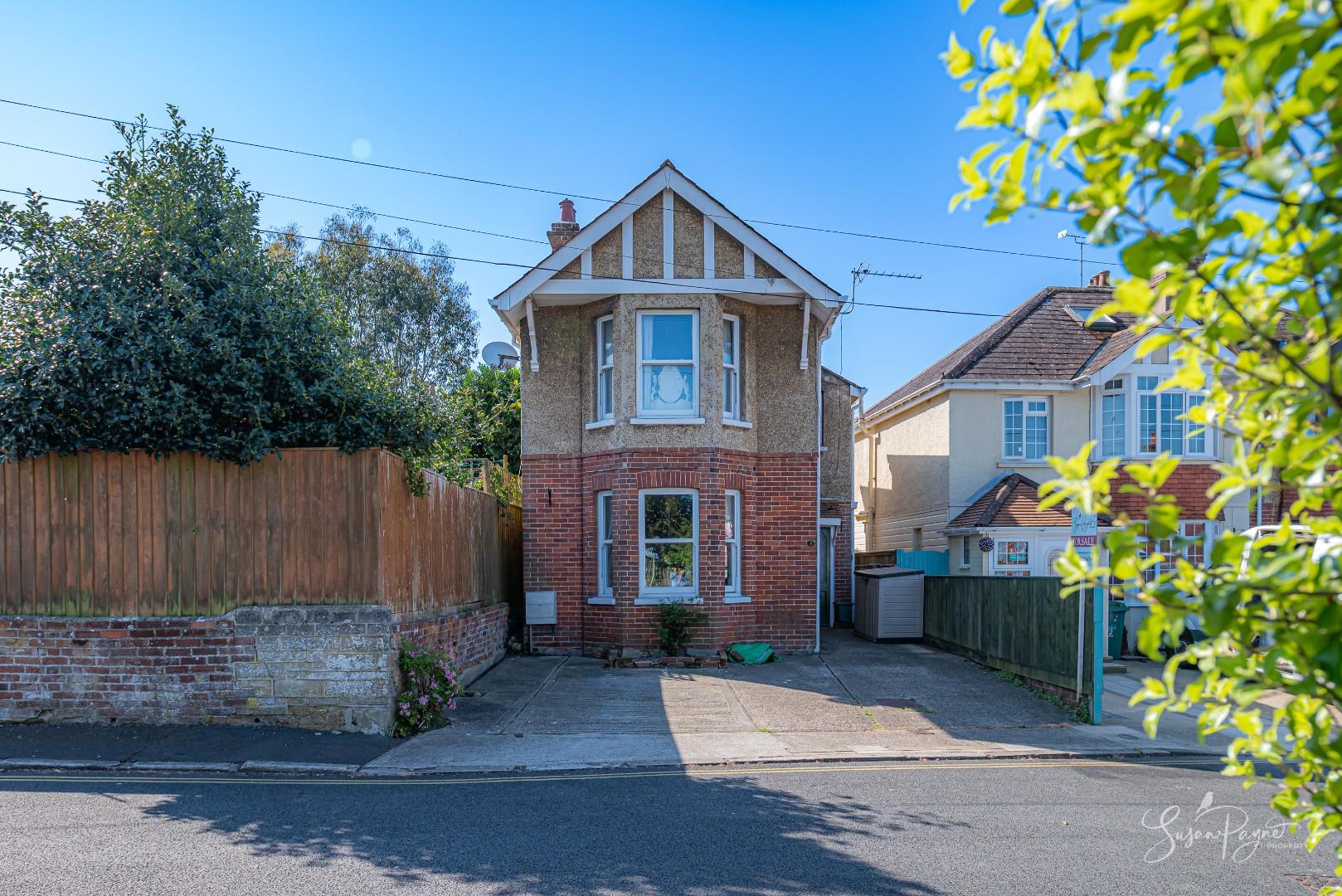 1, Victoria Place, Ryde